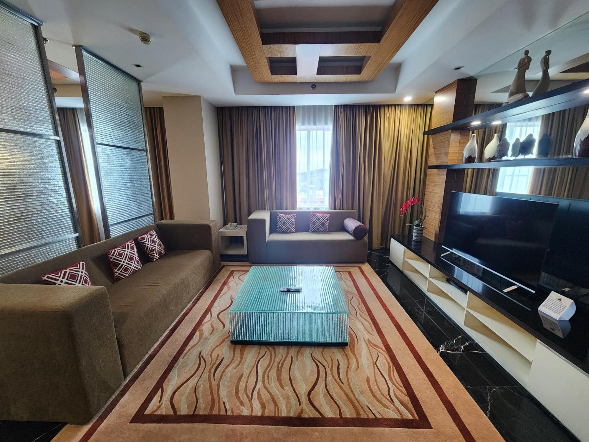 Novotel Balikpapan Exterior photo